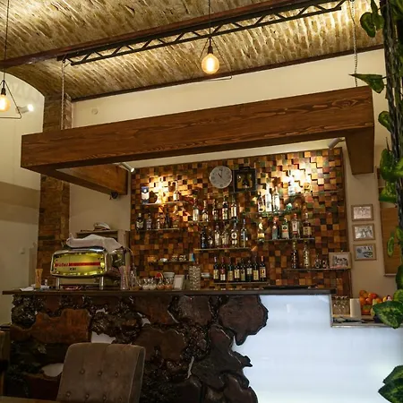 Tabacco Hotel